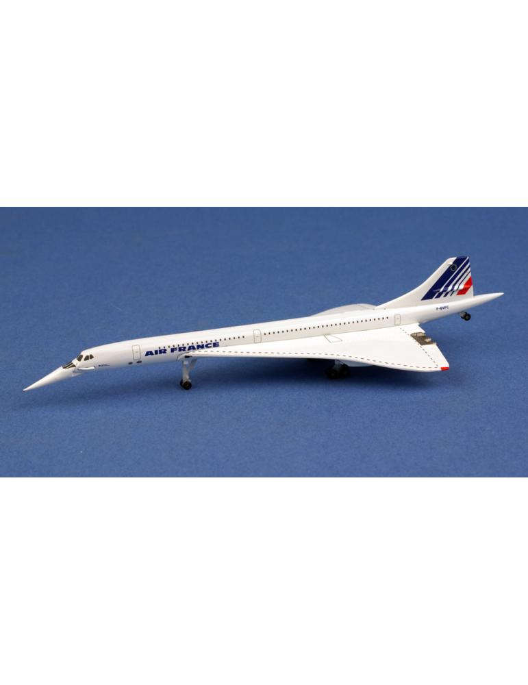 Maquette plastique Air France Boeing 777-300ER 1/200e “La Rochelle”