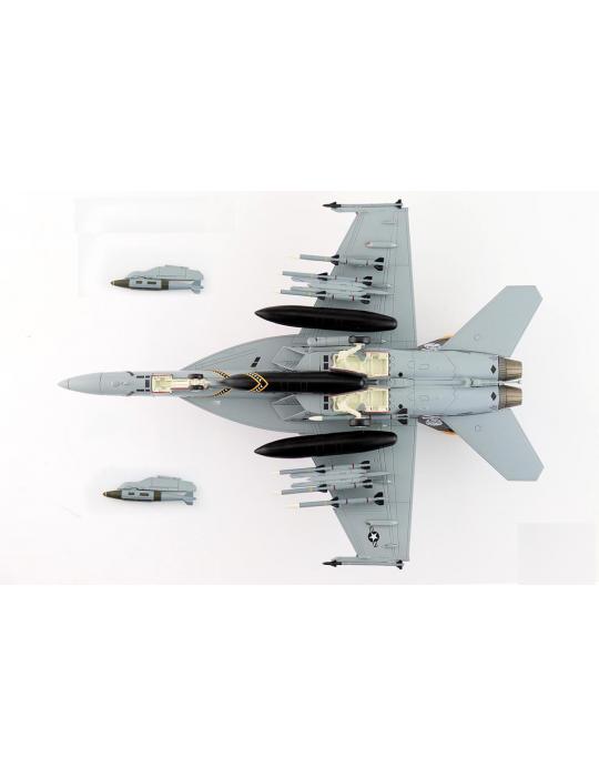 MAQUETTE METAL SUPER HORMET F18t 200/166629 VFA-103 USS George H. W. Bush 2023